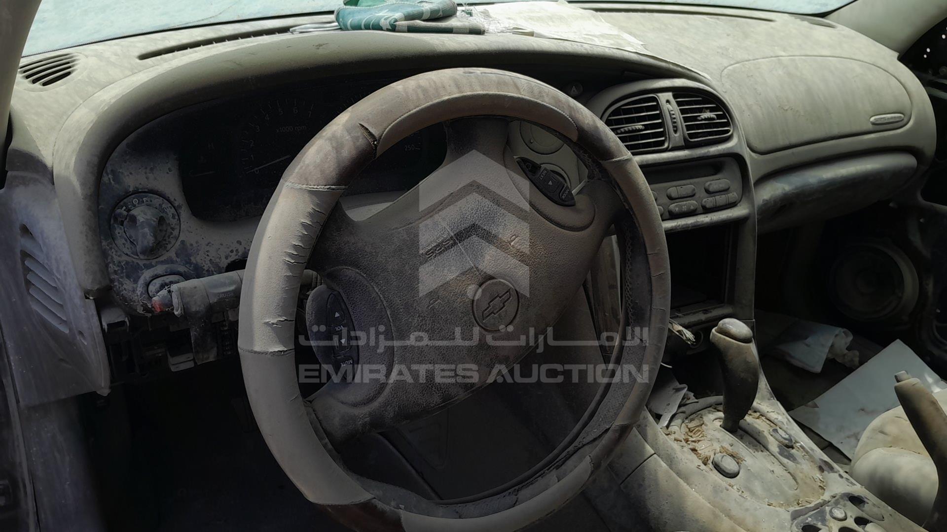 2002 CHEVROLET CAPRICE VIN: 6G1HL52F52L854018