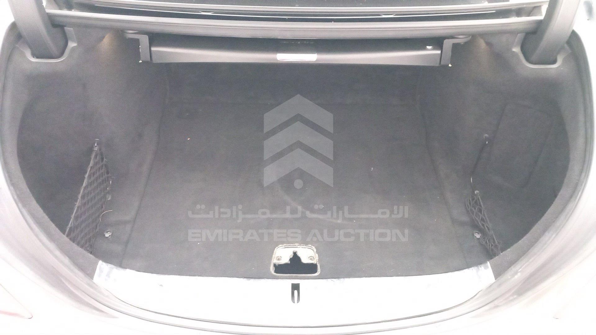 2018 MERCEDES S 560 VIN: WDDUG8DBXJA417151