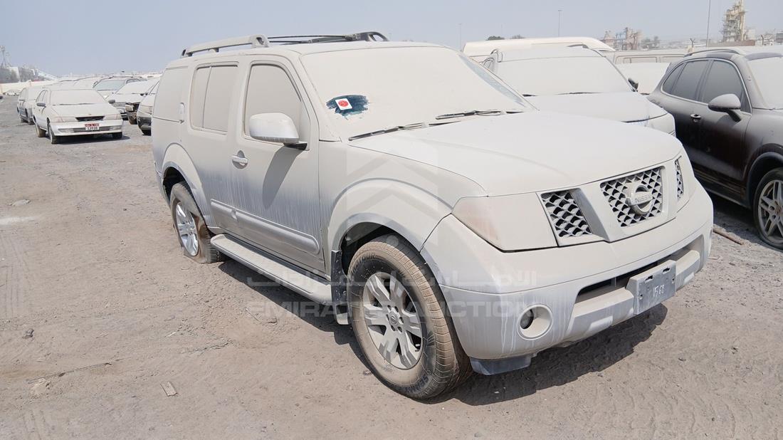 نيسان باث فايندر 2006 — الزاوية الأمامية اليمنى — صورة 9