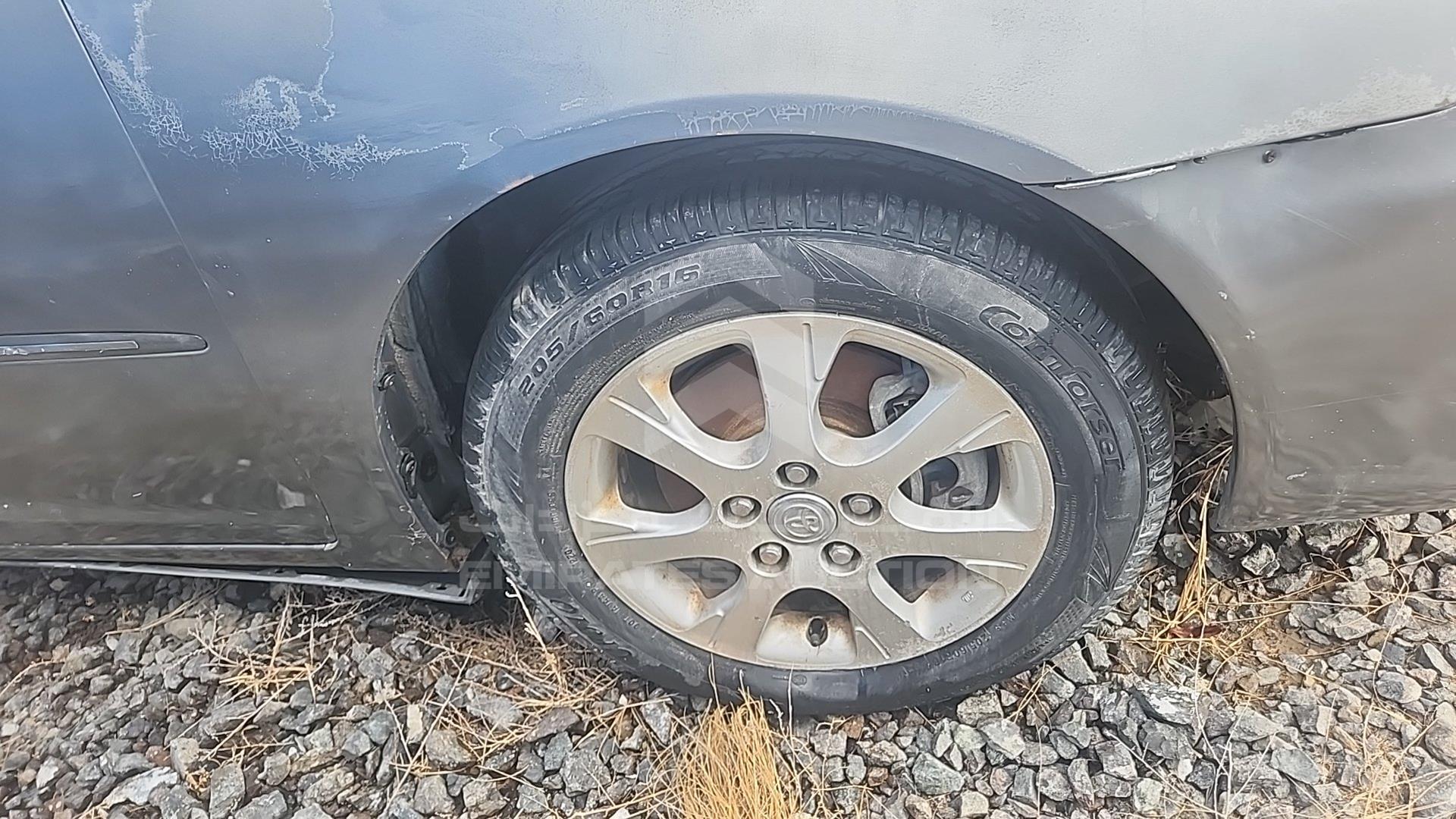 2005 TOYOTA CAMRY VIN: 4T1BF32K75U617396