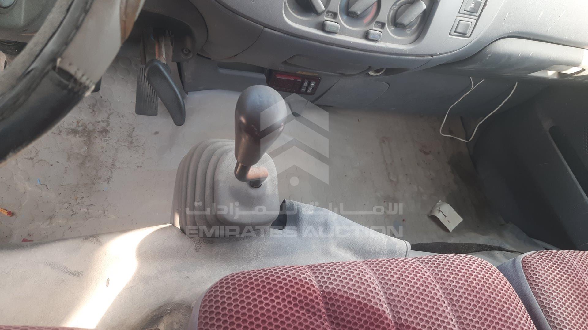 2002 NISSAN URVAN VIN: JN6FE54SX2X400451