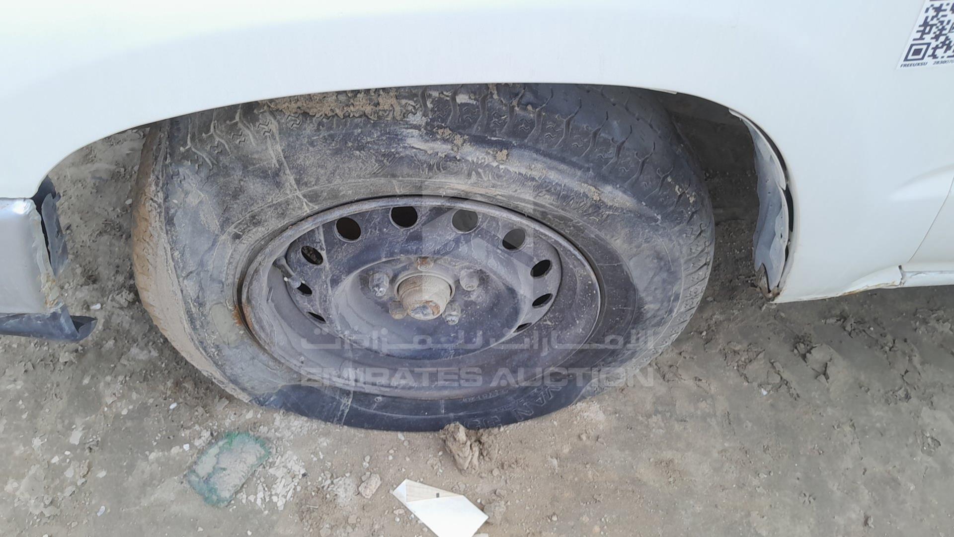 2004 TOYOTA PICK UP VIN: JTFEM426240146092