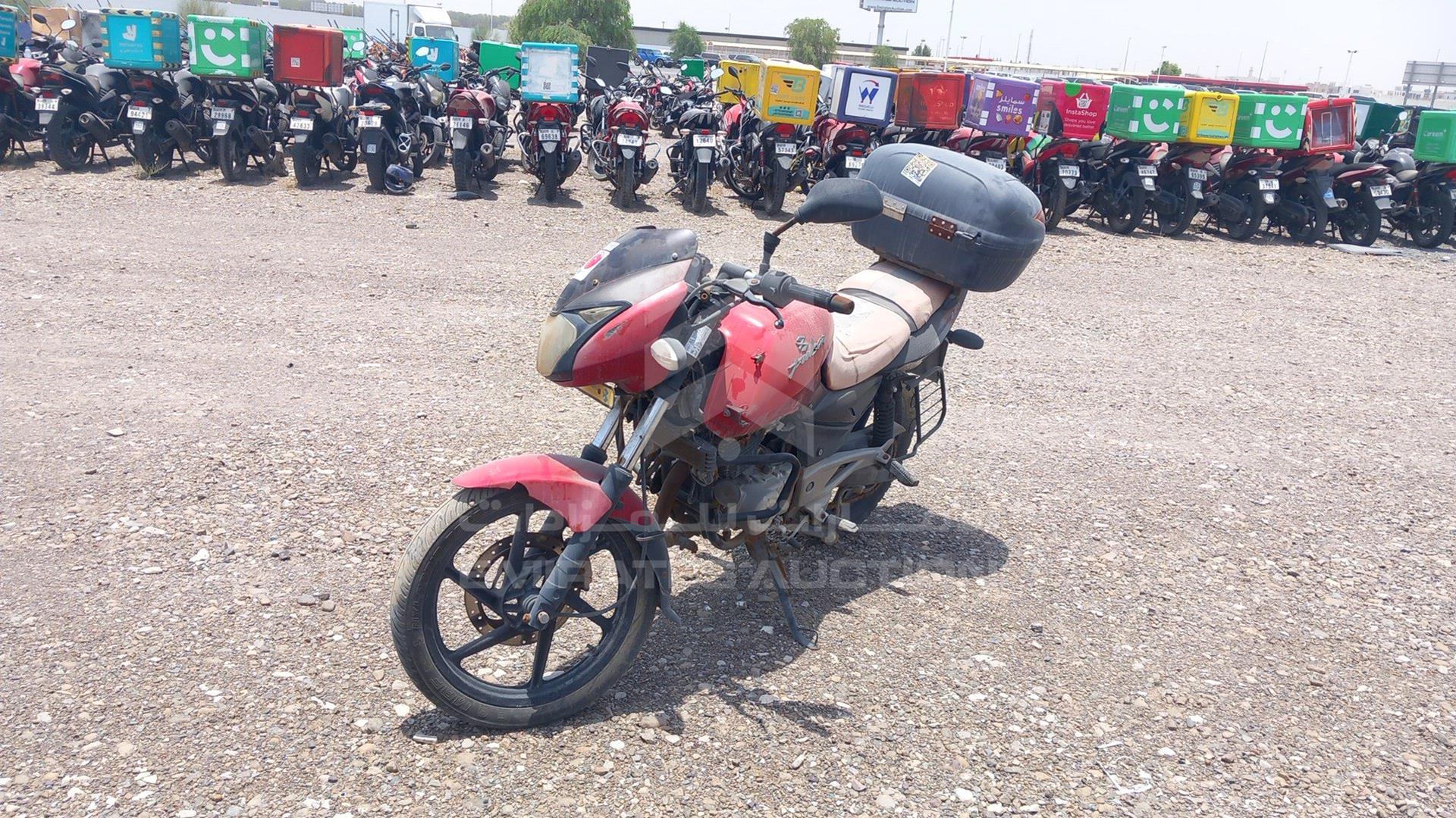 2012 BAJAJ 220 CC VIN: MD2DHDKZZVCA93501