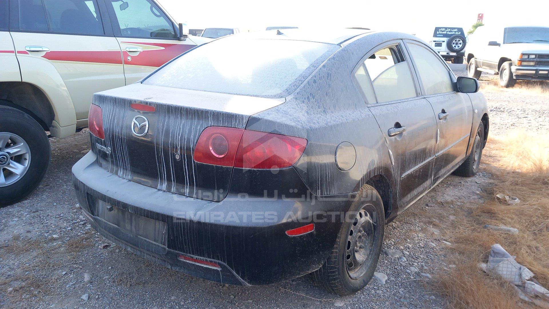 2005 MAZDA 3 VIN: JM7BK226551118147