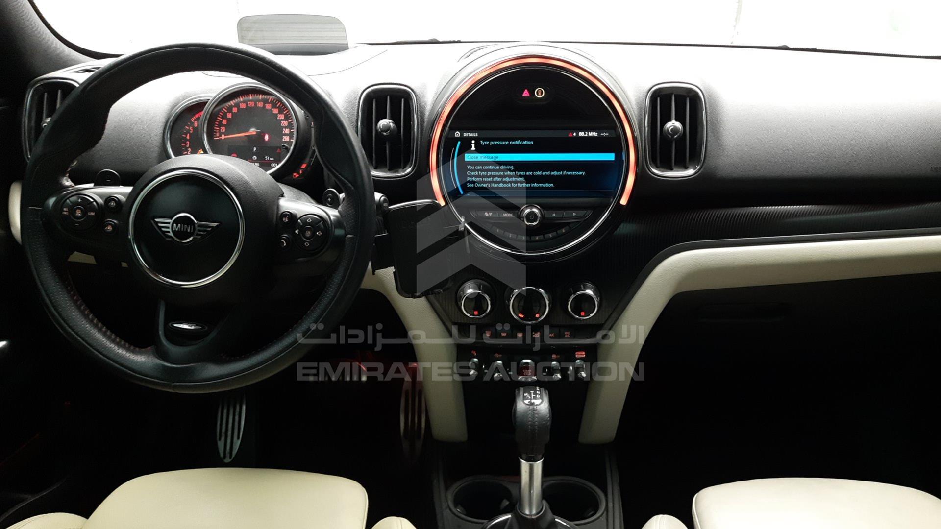 2018 MINI COOPER COUNTRYMAN VIN: WMWYT1107J3E88636