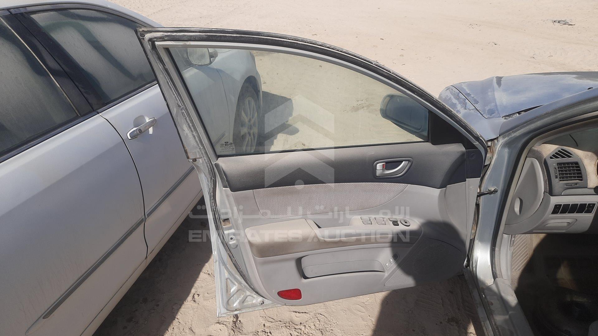 2007 HYUNDAI SONATA VIN: KMHET41CX7A410723