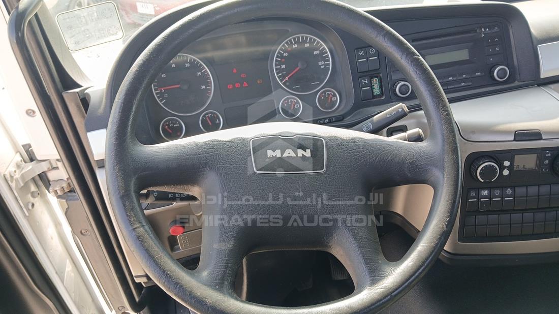 2014 Man — Steering & Mounted Controls — Photo 14