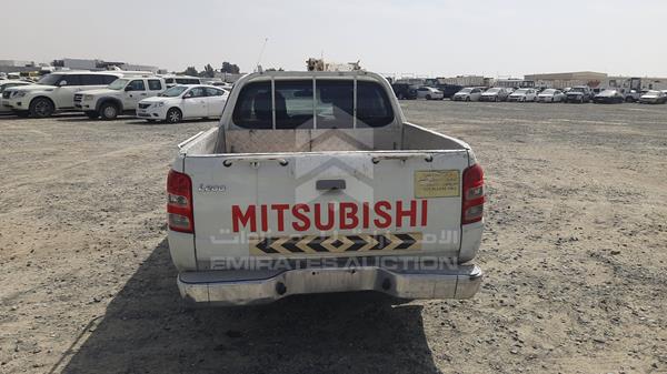 MMBMG35H4JH015904 Mitsubishi L 200
