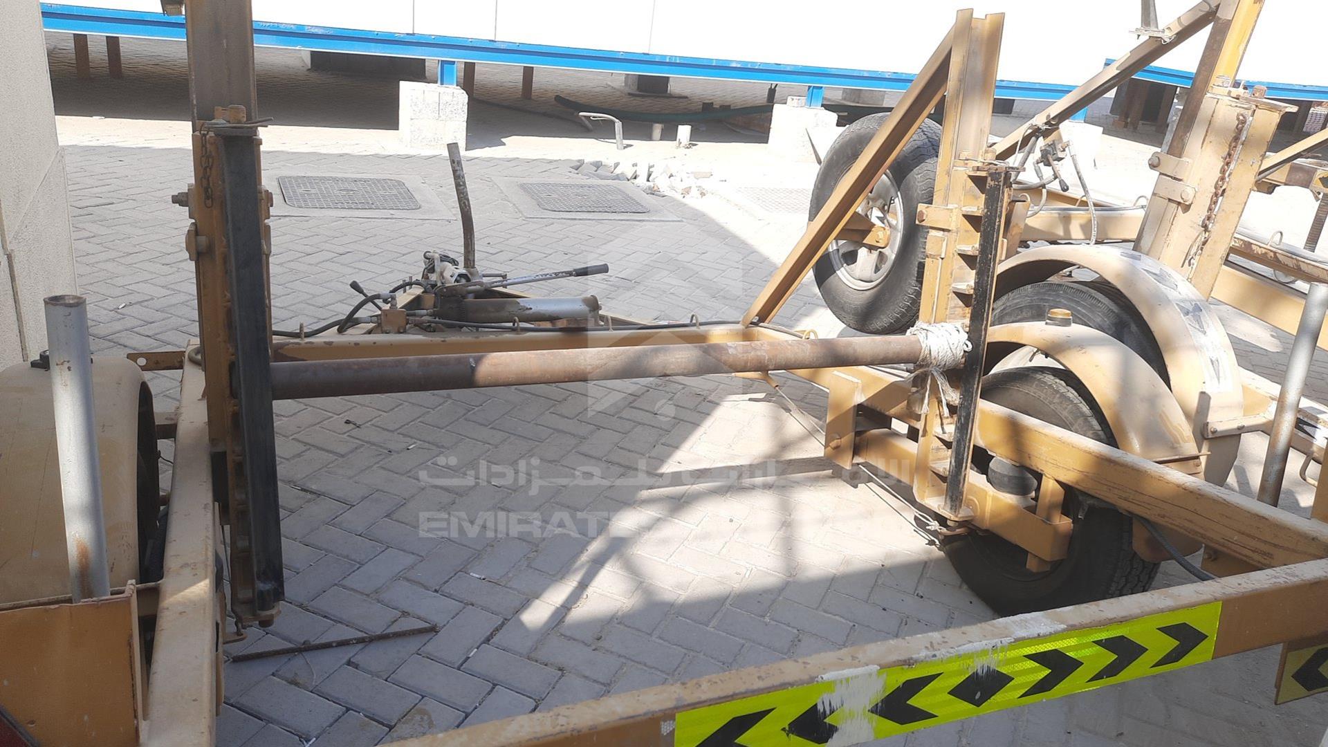 2019 TRAILER LOCAL VIN: D083084DXBTRAILER