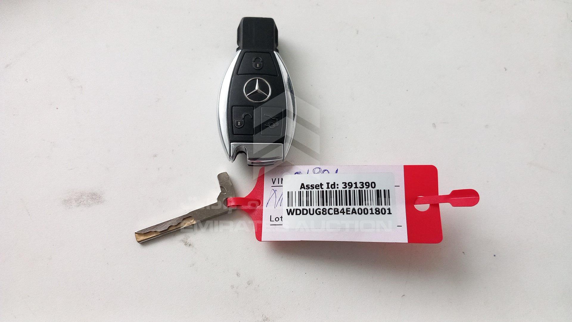 2014 MERCEDES S 500 VIN: WDDUG8CB4EA001801