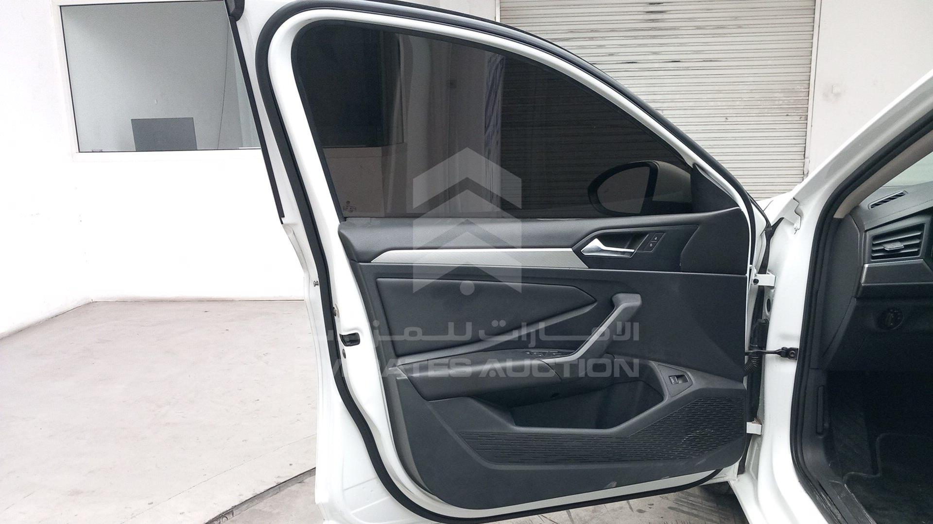 2019 VOLKSWAGEN JETTA VIN: 3VWC57BU6KM067786
