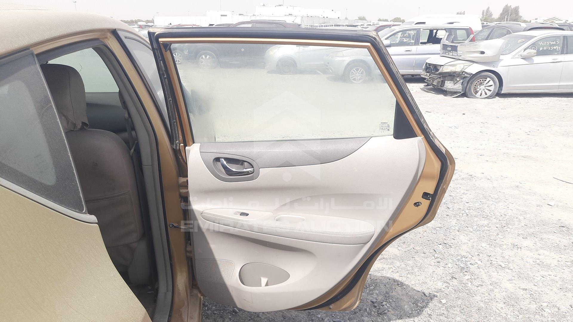 2014 NISSAN TIIDA VIN: MNTBC2C94E6002157