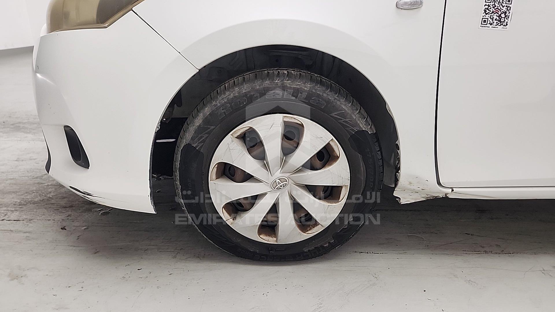 2015 TOYOTA YARIS VIN: MHFBT9F34F6028237