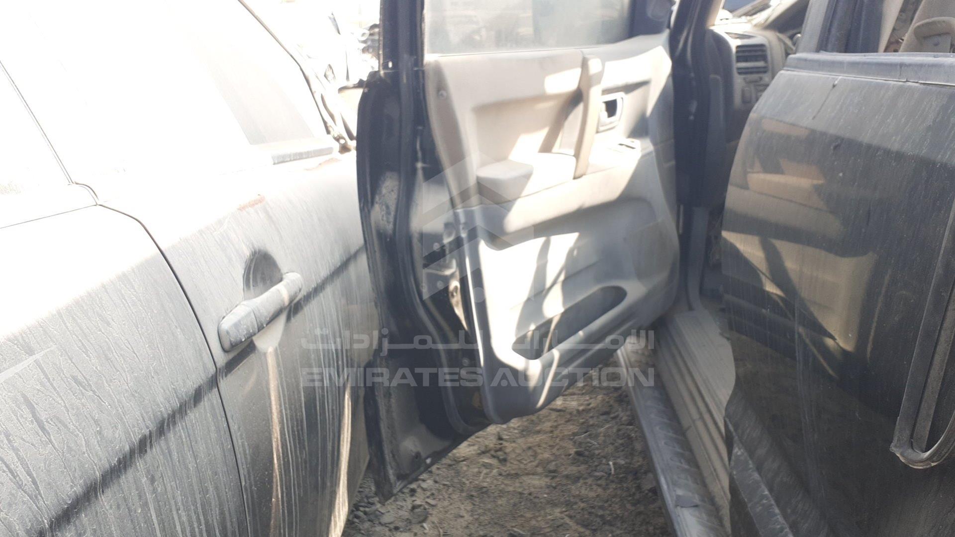 2006 MITSUBISHI PAJERO VIN: JMYLRV73W6J708809