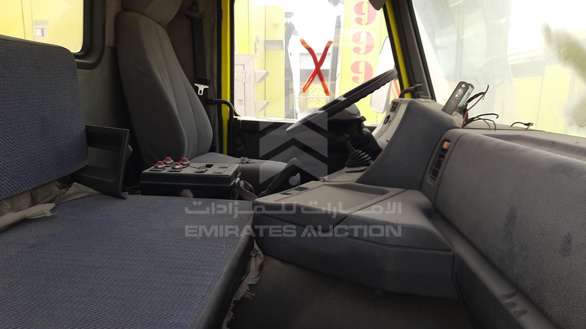 0 SCANIA --- VIN: YS2PE8X4Z01187137