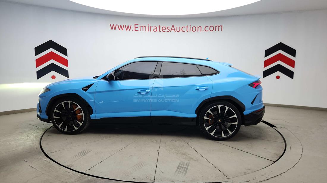 2021 Lamborghini Urus — Left Full View — Photo 43