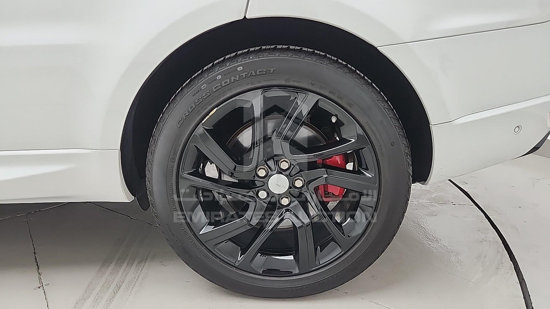 2018 RANGE ROVER SPORT VIN: SALWA2BE9JA182409