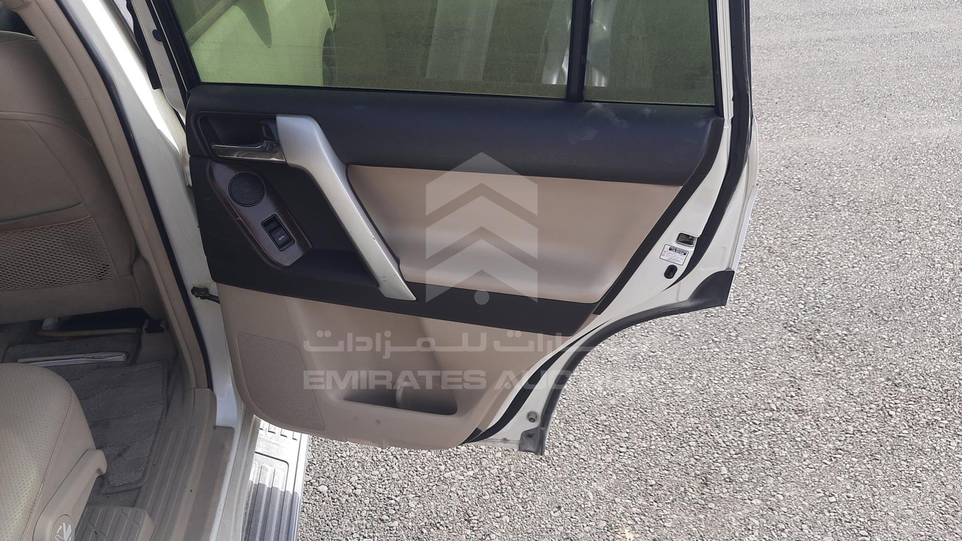 2010 TOYOTA LAND CRUISER PRADO VIN: JTEBU3FJ4AK005749