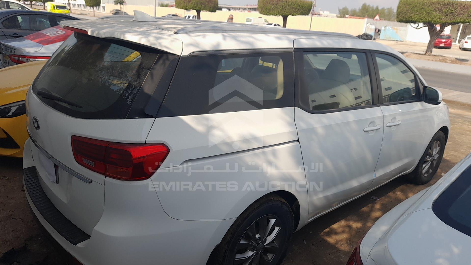 2020 KIA CARNIVAL VIN: KNAMB8122L6645483