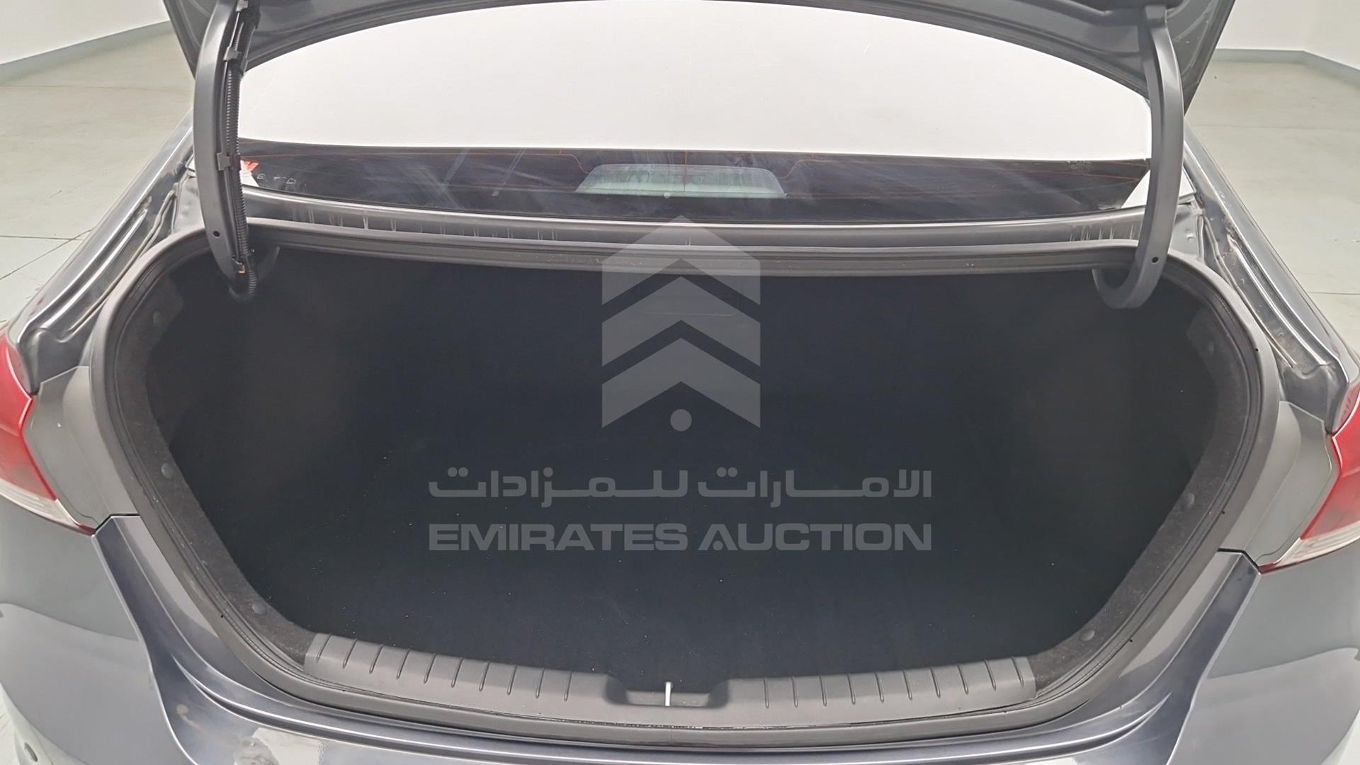 2017 HYUNDAI ELANTRA VIN: KMHD741FXHU202688