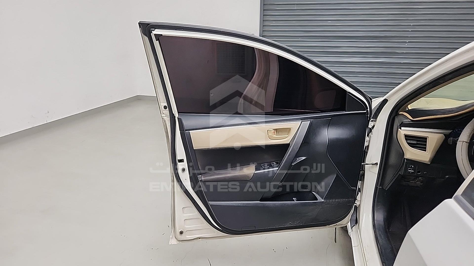 2015 TOYOTA COROLLA VIN: RKLBB9HE7F5043563