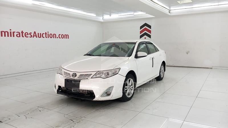 6T1BF9FKXFX534305 Auction: EmiratesAuction Lot: 413777 6T1BF9FKXFX534305 Toyota Camry 2015 WHITE Photo 5