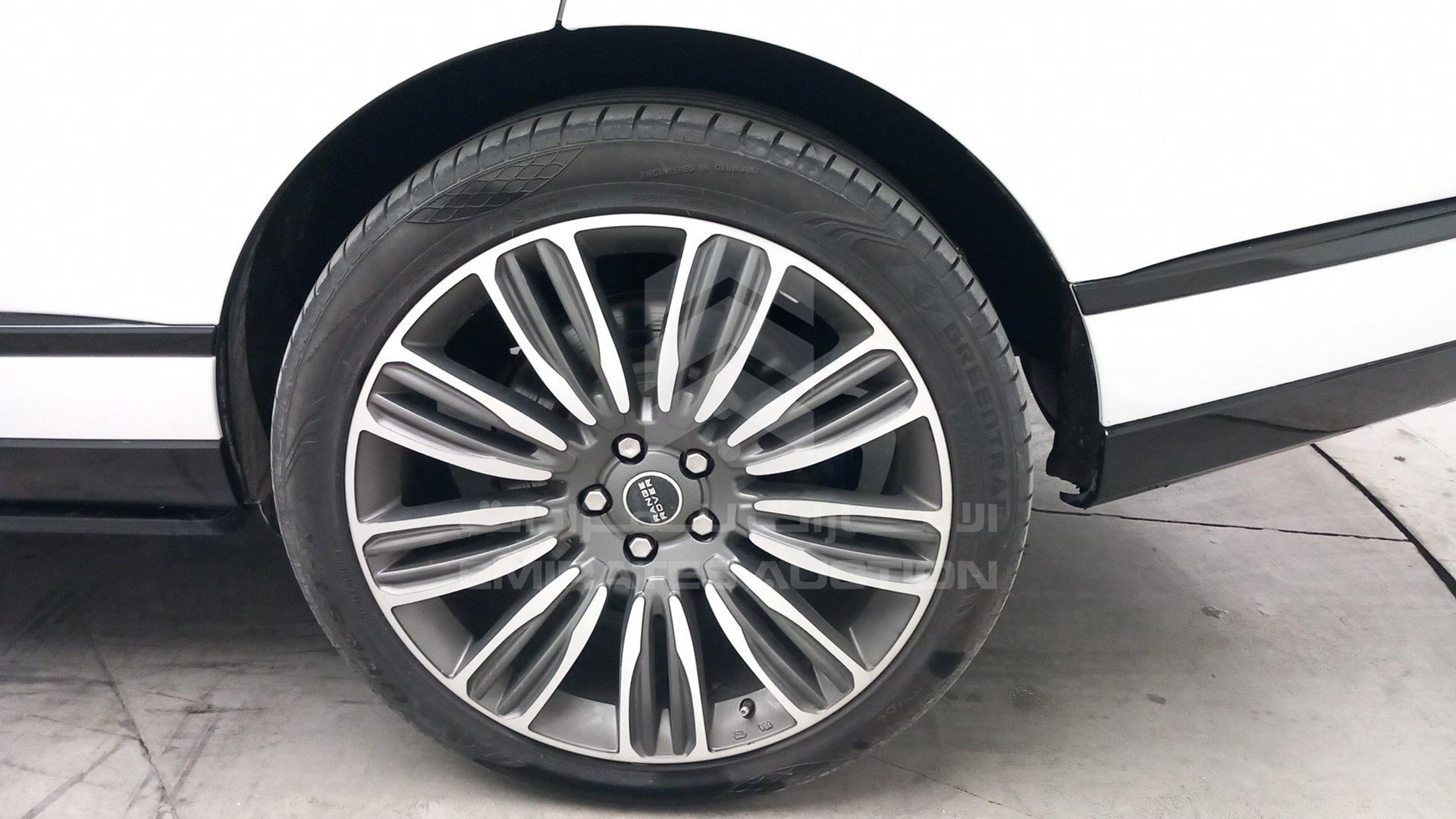 2014 RANGE ROVER VOGUE VIN: SALGA2EFXEA168100