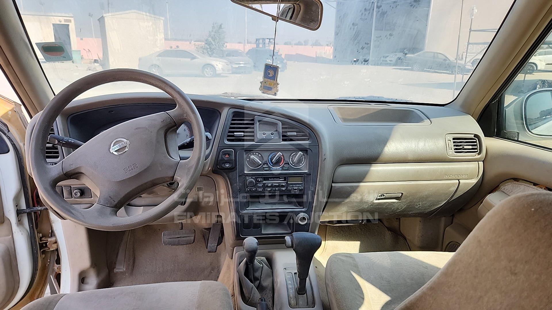 2002 NISSAN PATHFINDER VIN: JN8AR05Y22W523968