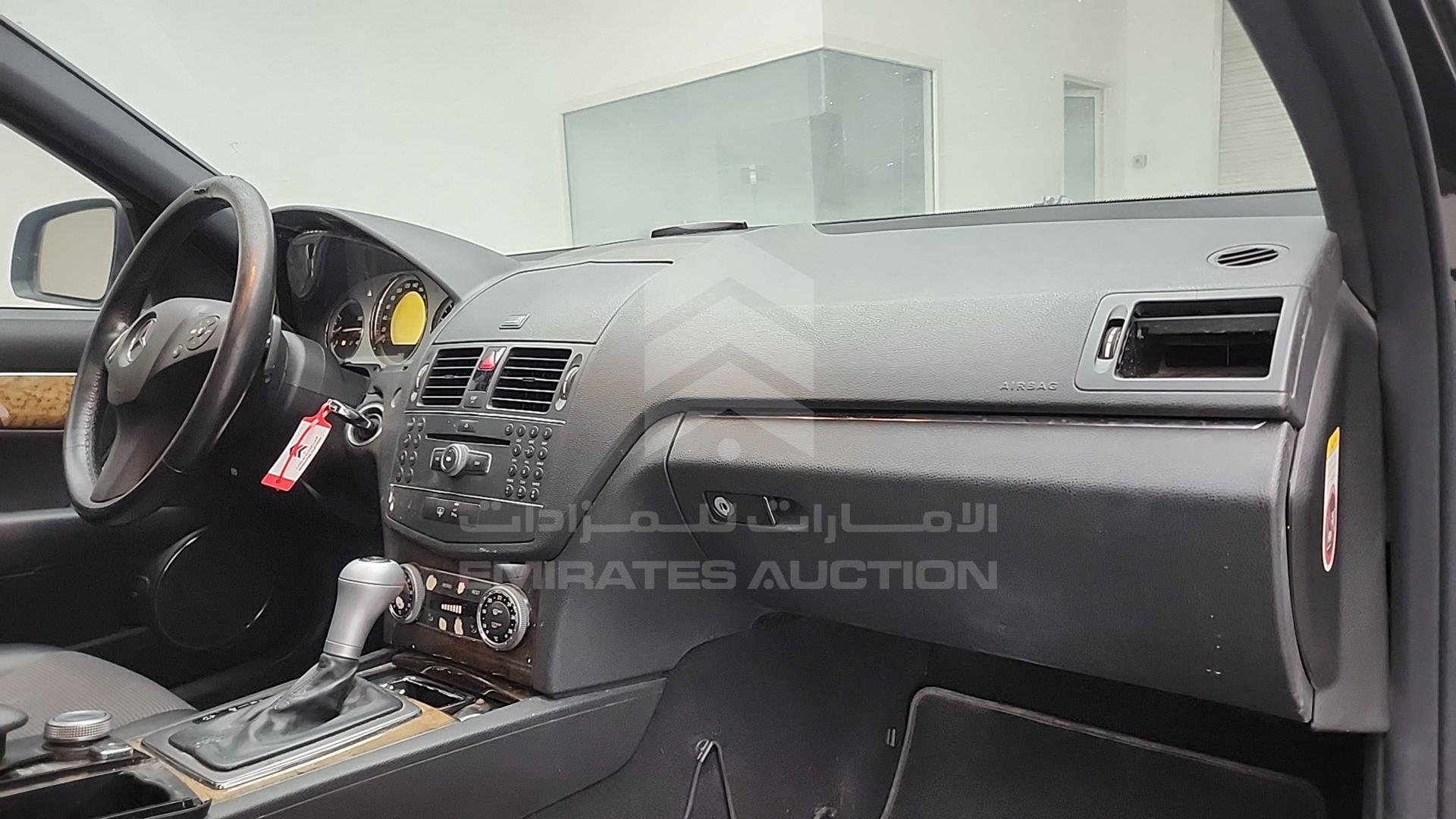2008 MERCEDES C 280 VIN: WDDGF54X38F121279