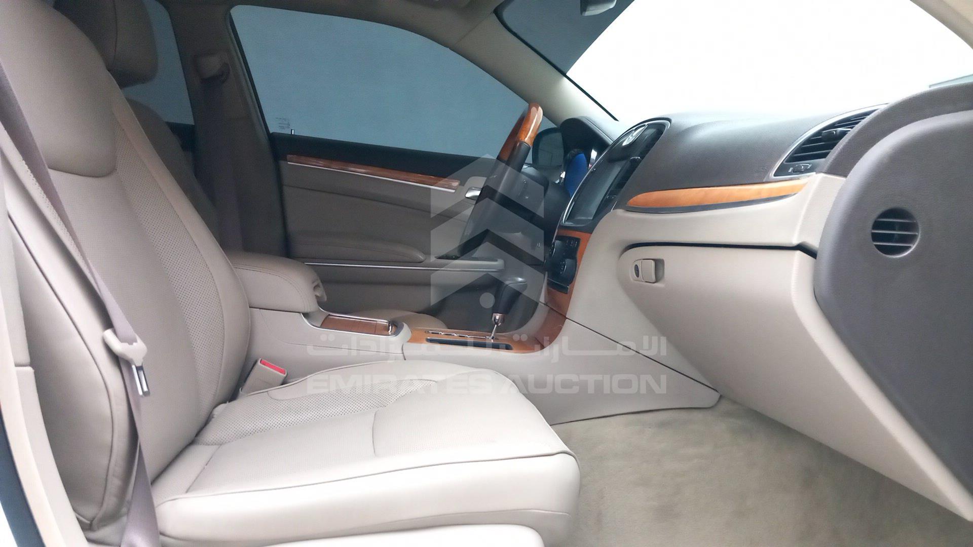 2013 CHRYSLER 300 C VIN: 2C3CCAET8DH644333