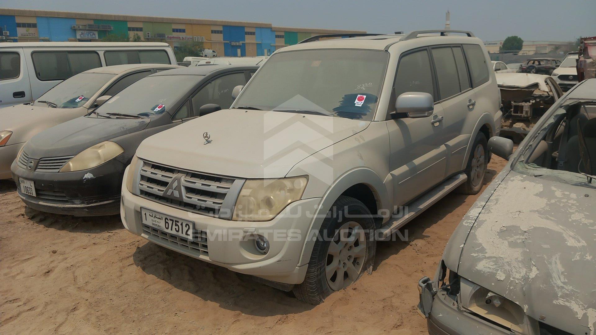 2014 MITSUBISHI PAJERO VIN: JMYLRV95WEJ702904