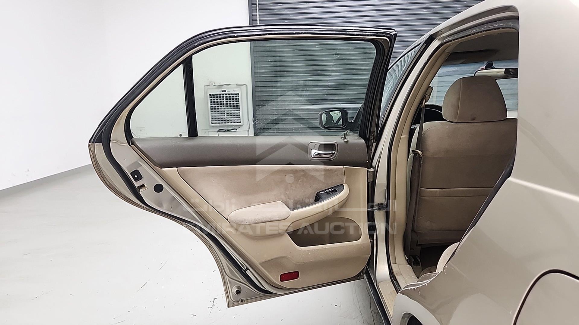 2003 HONDA ACCORD VIN: JHMCM56593C404028