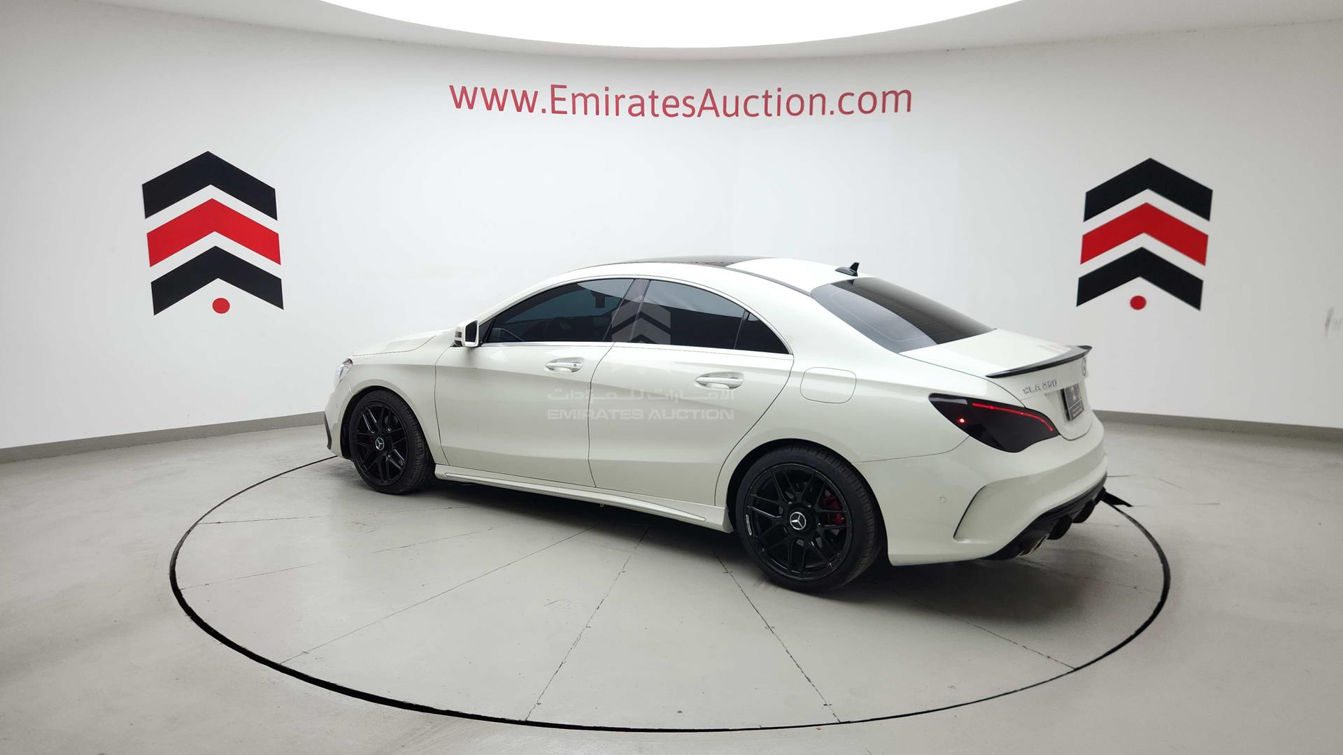 2018 MERCEDES CLA 250 VIN: WDDSJ4EB9JN561816