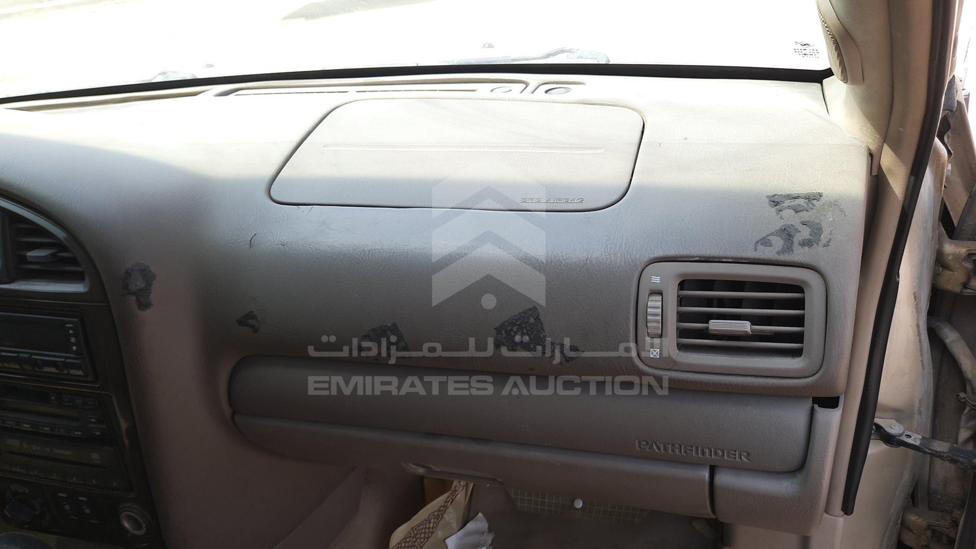 2001 NISSAN PATHFINDER VIN: JN8DR09Y31W596577