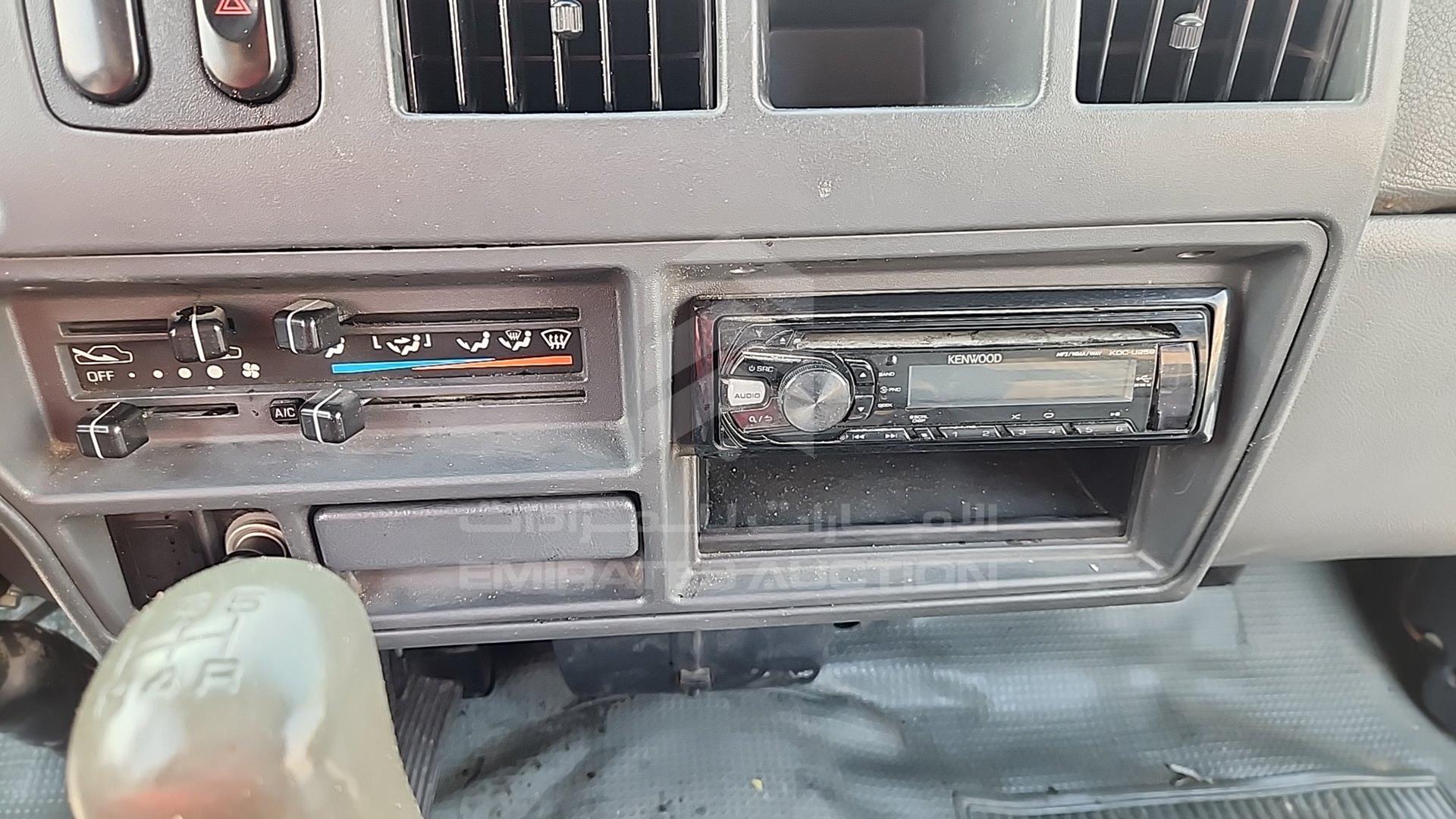 2014 MITSUBISHI L 300 VIN: JMYJNP13VEA700309