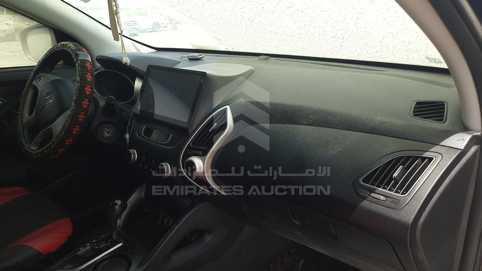 2013 HYUNDAI TUCSON VIN: KMHJT81B5DU649653