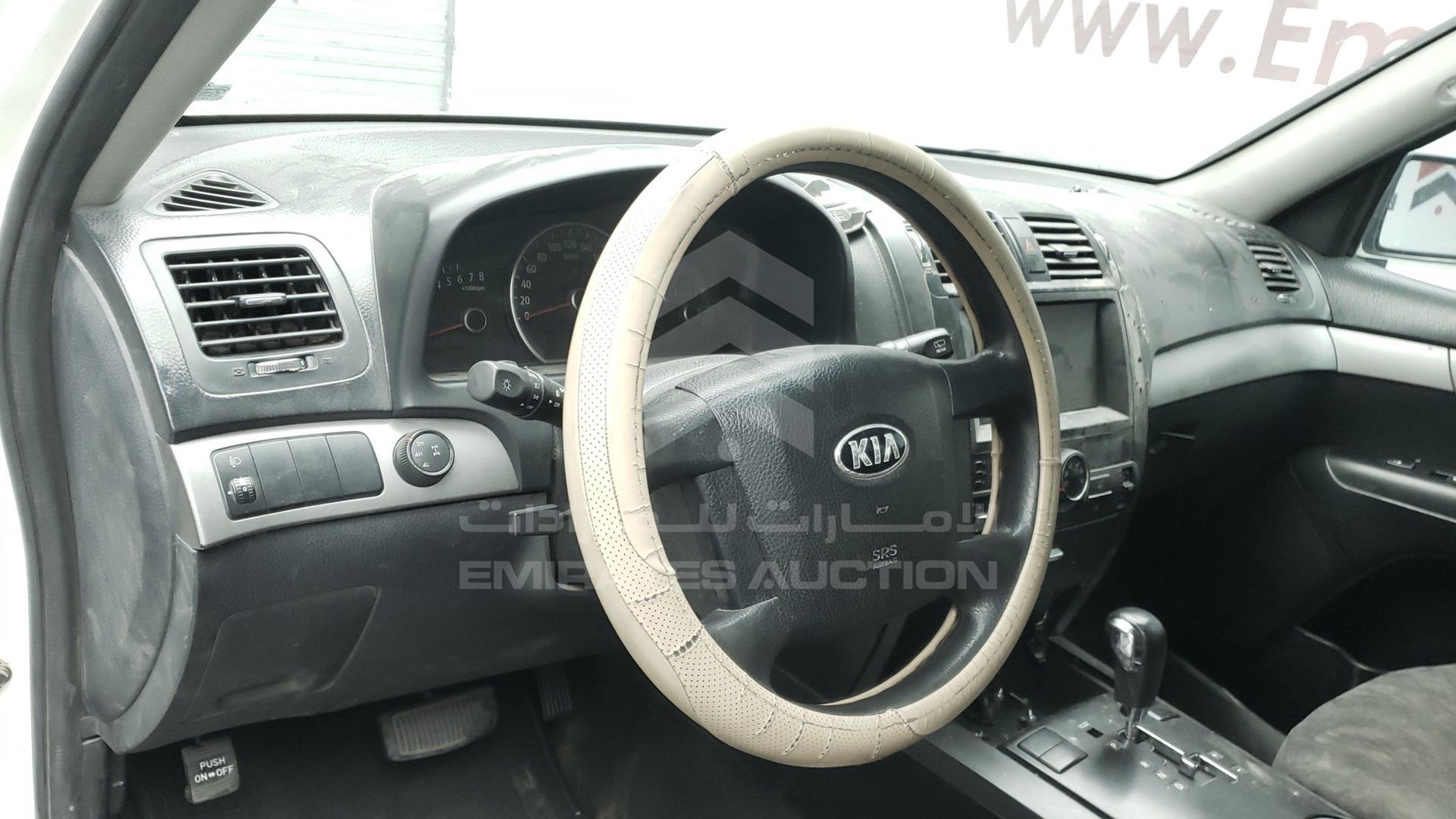 2015 KIA MOHAVE VIN: KNAKM8115F5127662