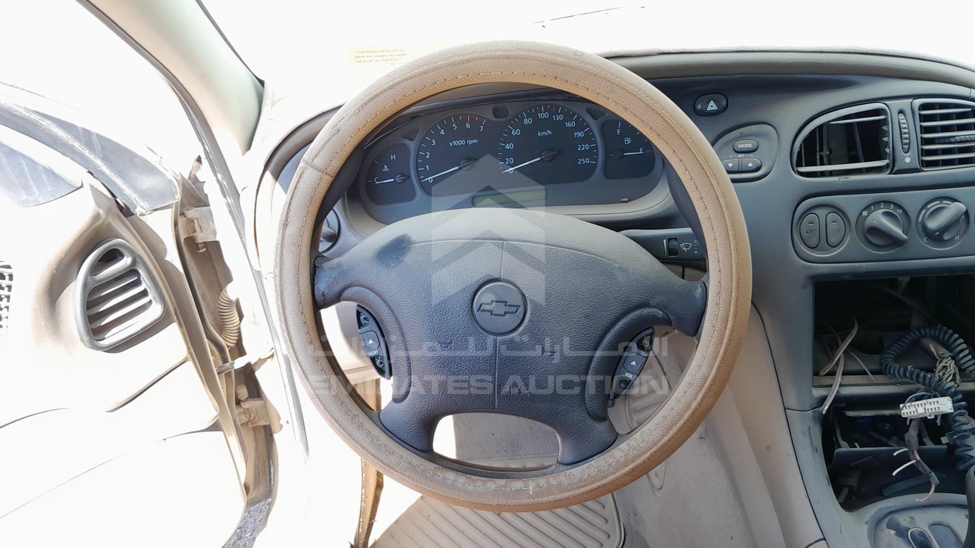 2001 CHEVROLET --- VIN: 6G1XL52B81L647551