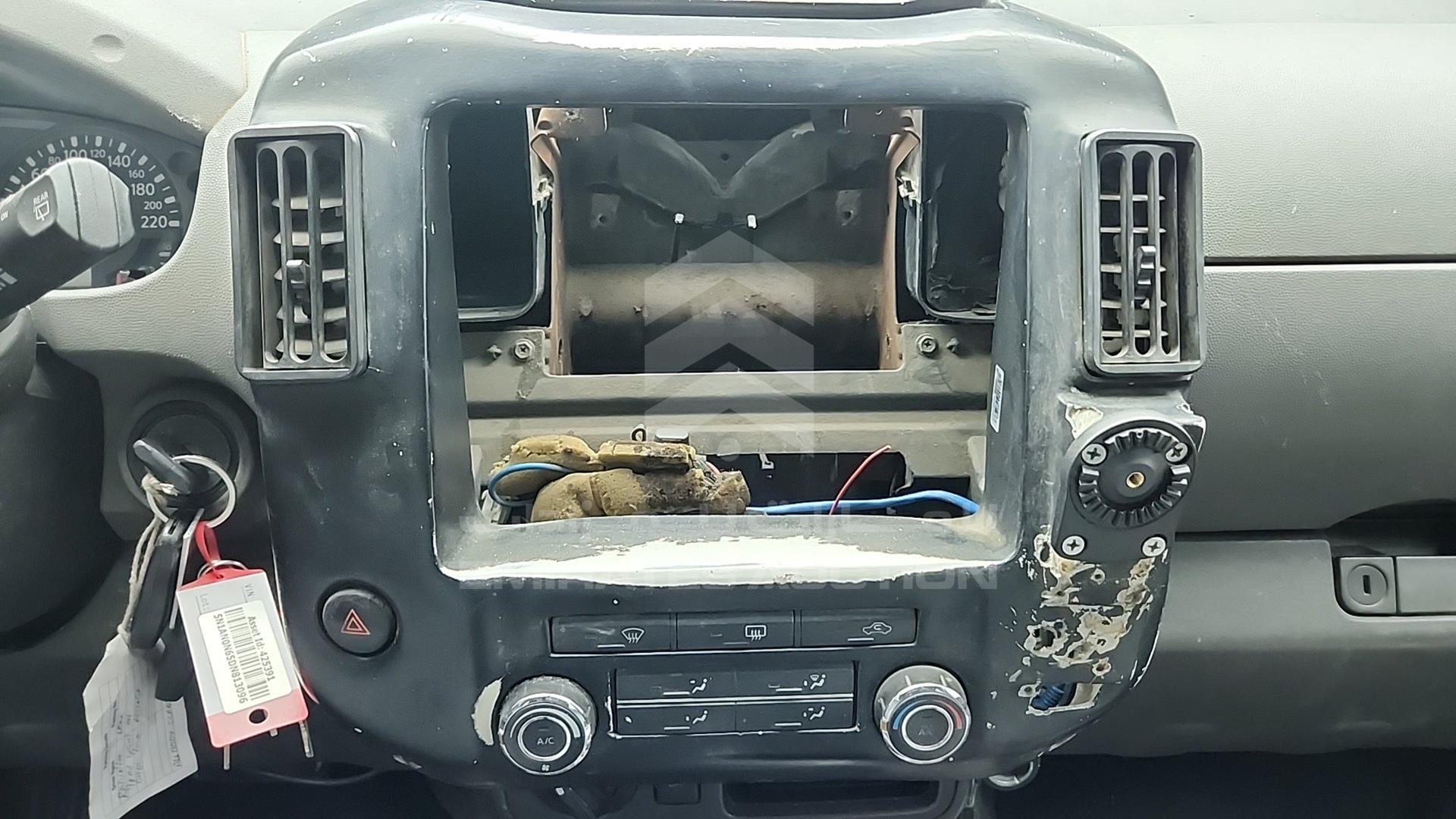 2013 NISSAN XTERRA VIN: 5N1AN0N65DN813096