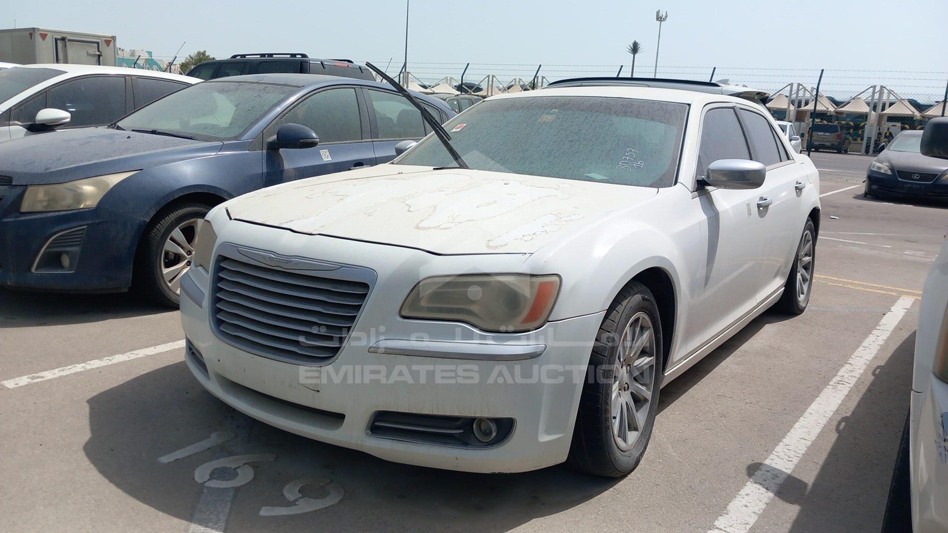 2011 CHRYSLER 300 VIN: 2C3CA5CG2BH579608