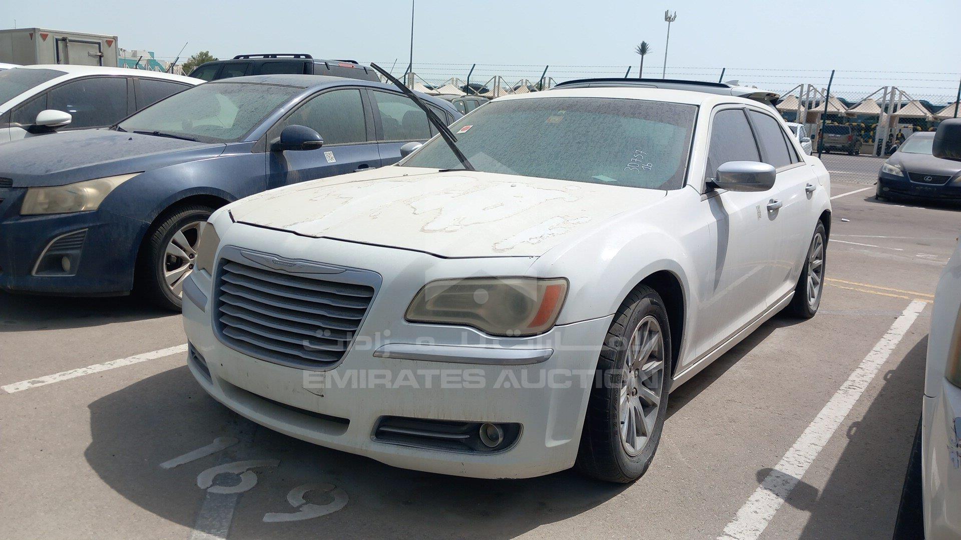 2C3CA5CG2BH579608 - 2011 Chrysler 300 - #492811