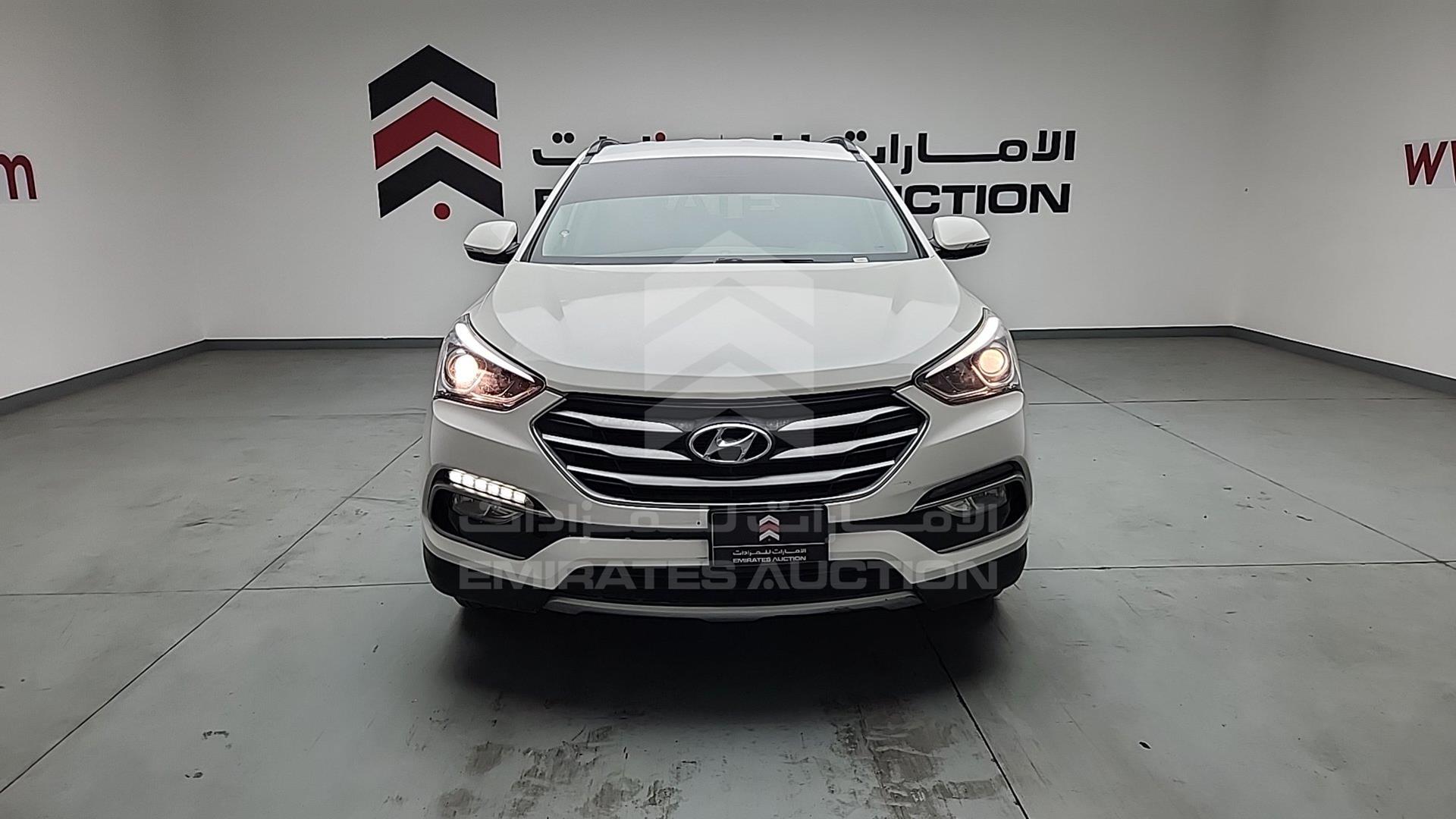 2017 HYUNDAI SANTA FE VIN: KMHST81CXHU647299