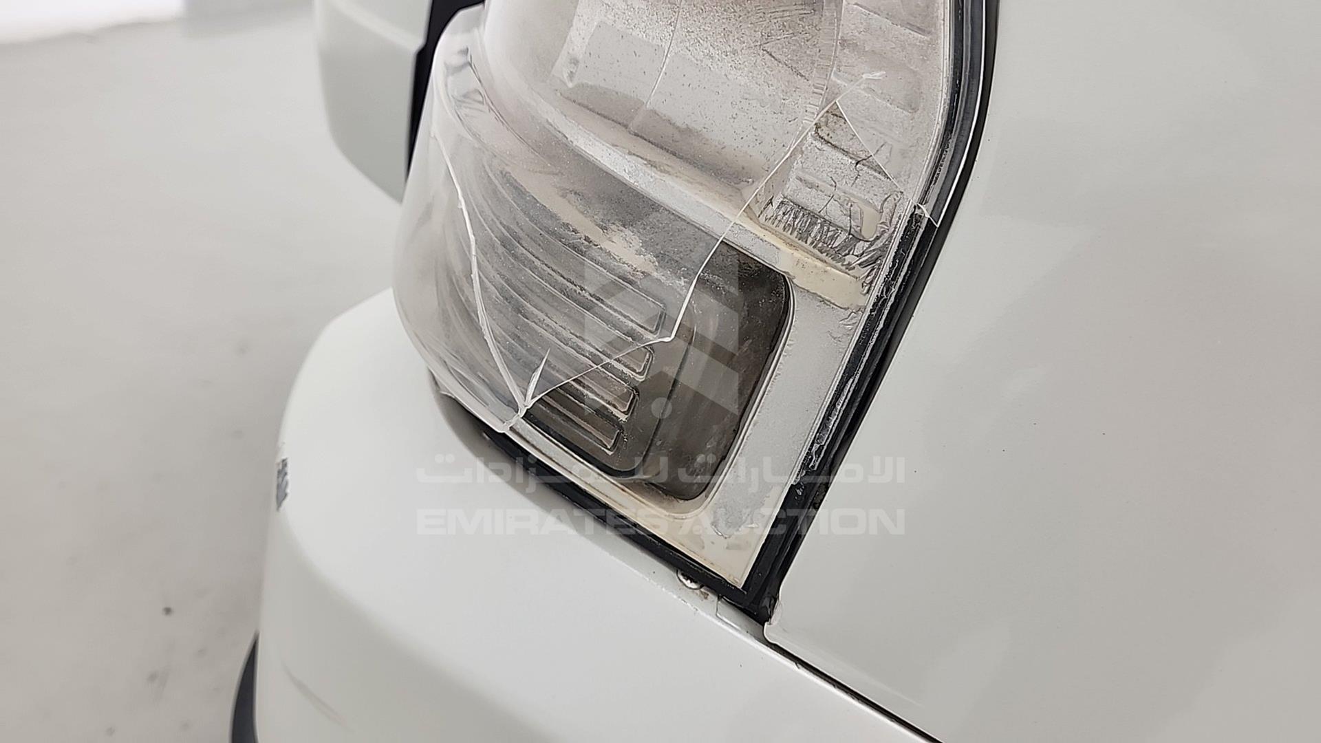 2009 MITSUBISHI PAJERO VIN: JMYLRV93W9J710845