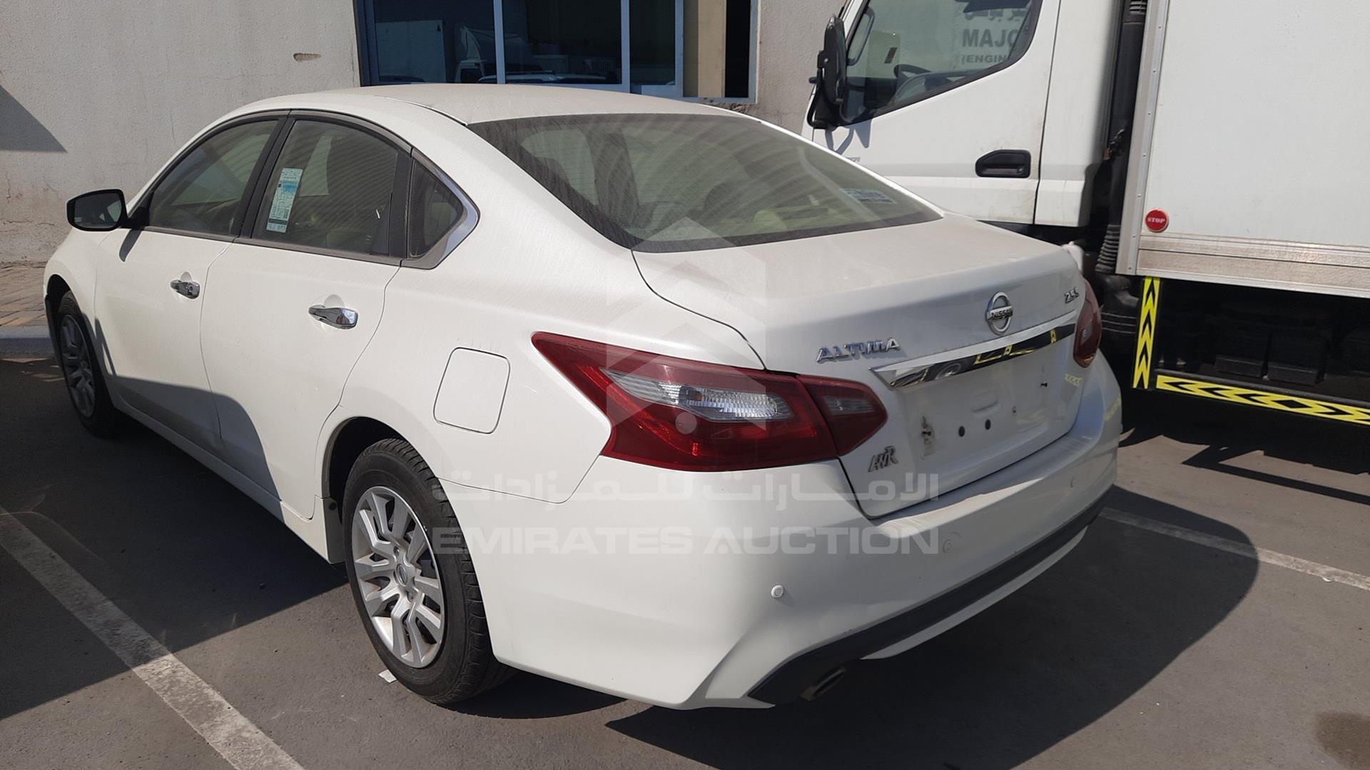 2018 NISSAN ALTIMA VIN: 1N4AL3A98JC274160