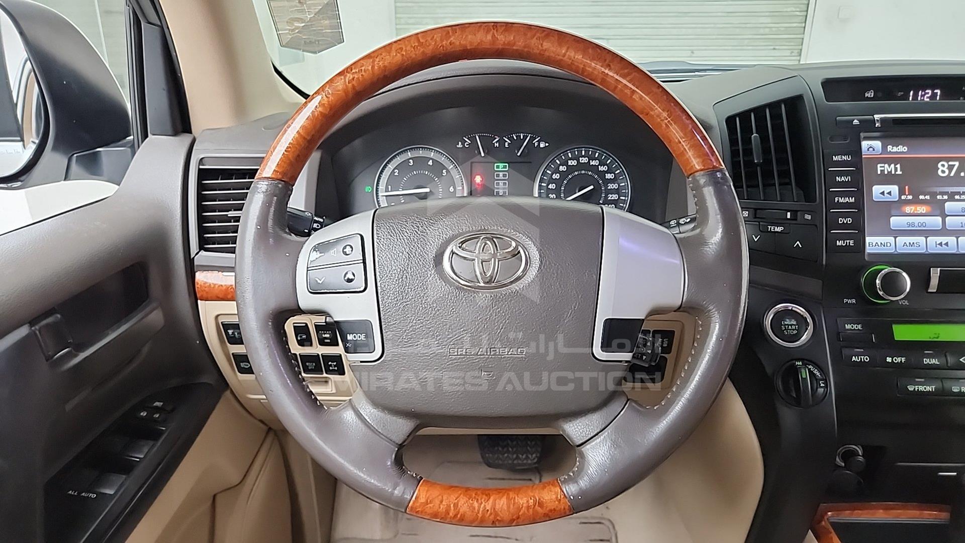 2014 TOYOTA LAND CRUISER VIN: JTMHX09J9E5043076