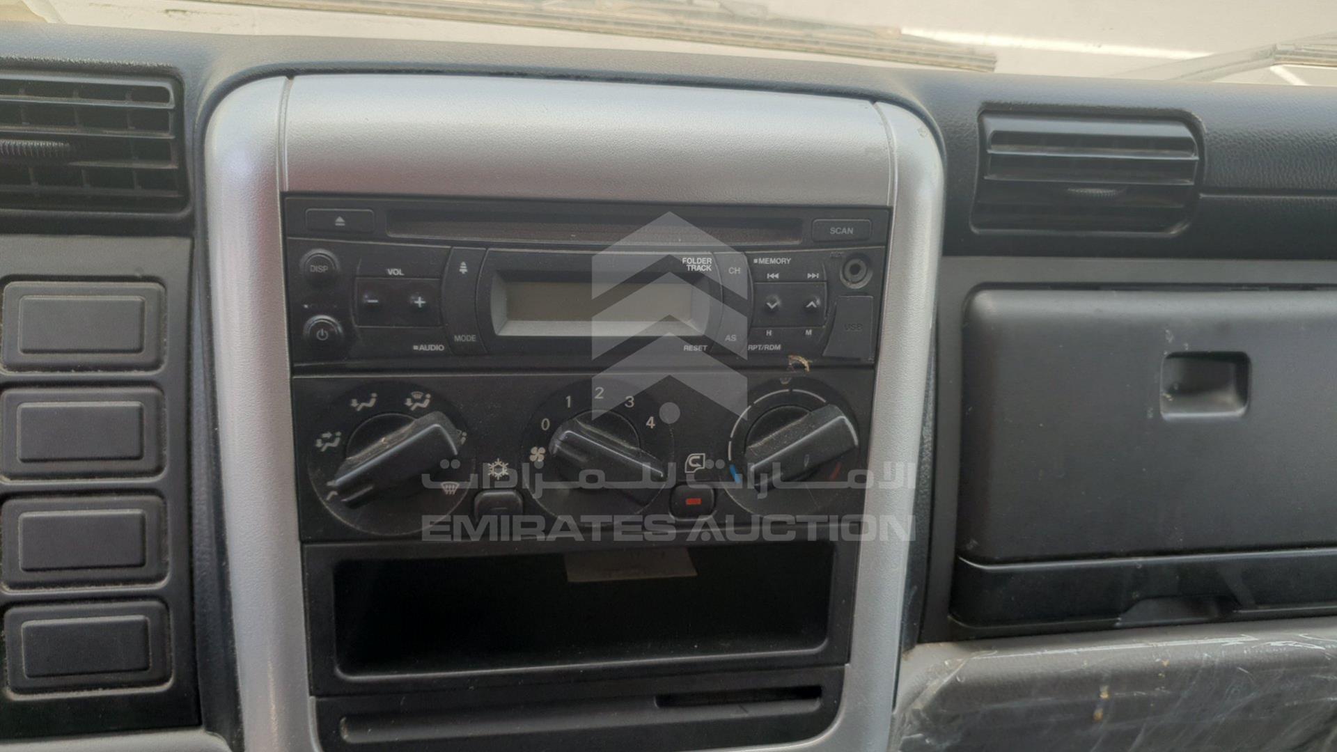 2017 MITSUBISHI CANTER VIN: JL7B6E1P4HK016110