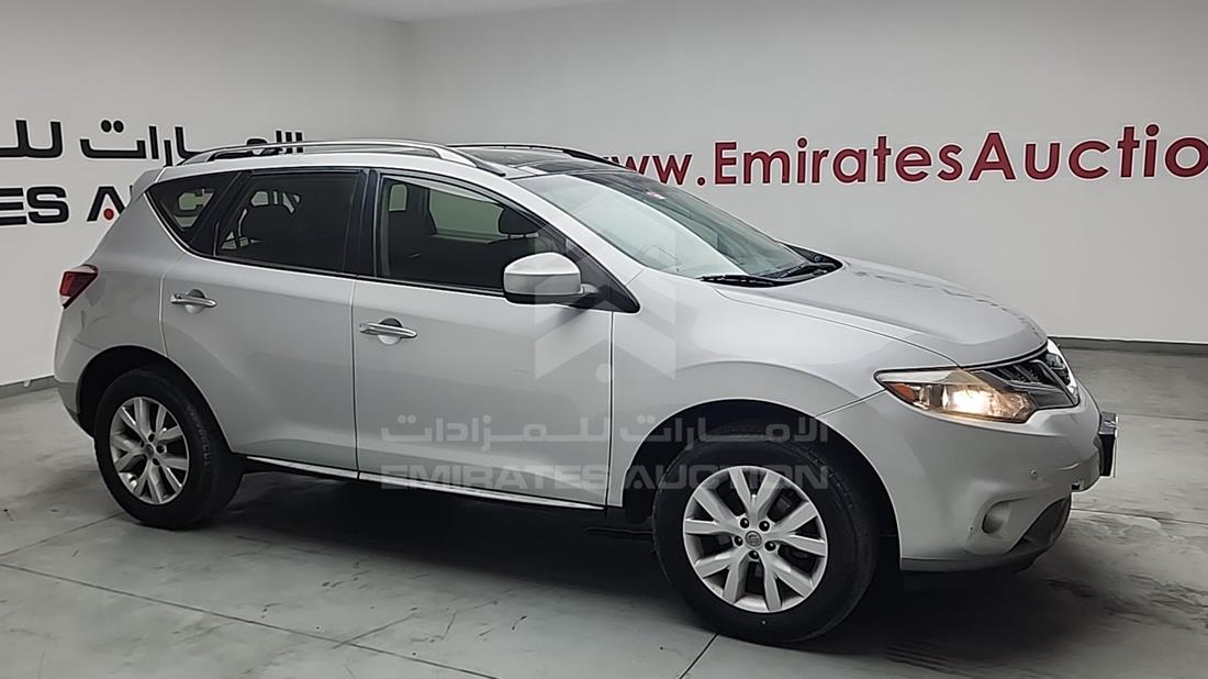 2014 Nissan Murano — Front Right Angle — Photo 9