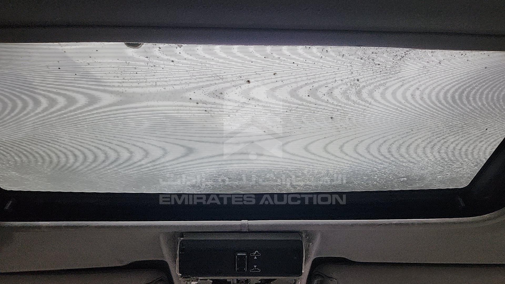 2000 MITSUBISHI PAJERO VIN: JMY0RV230YJ703802