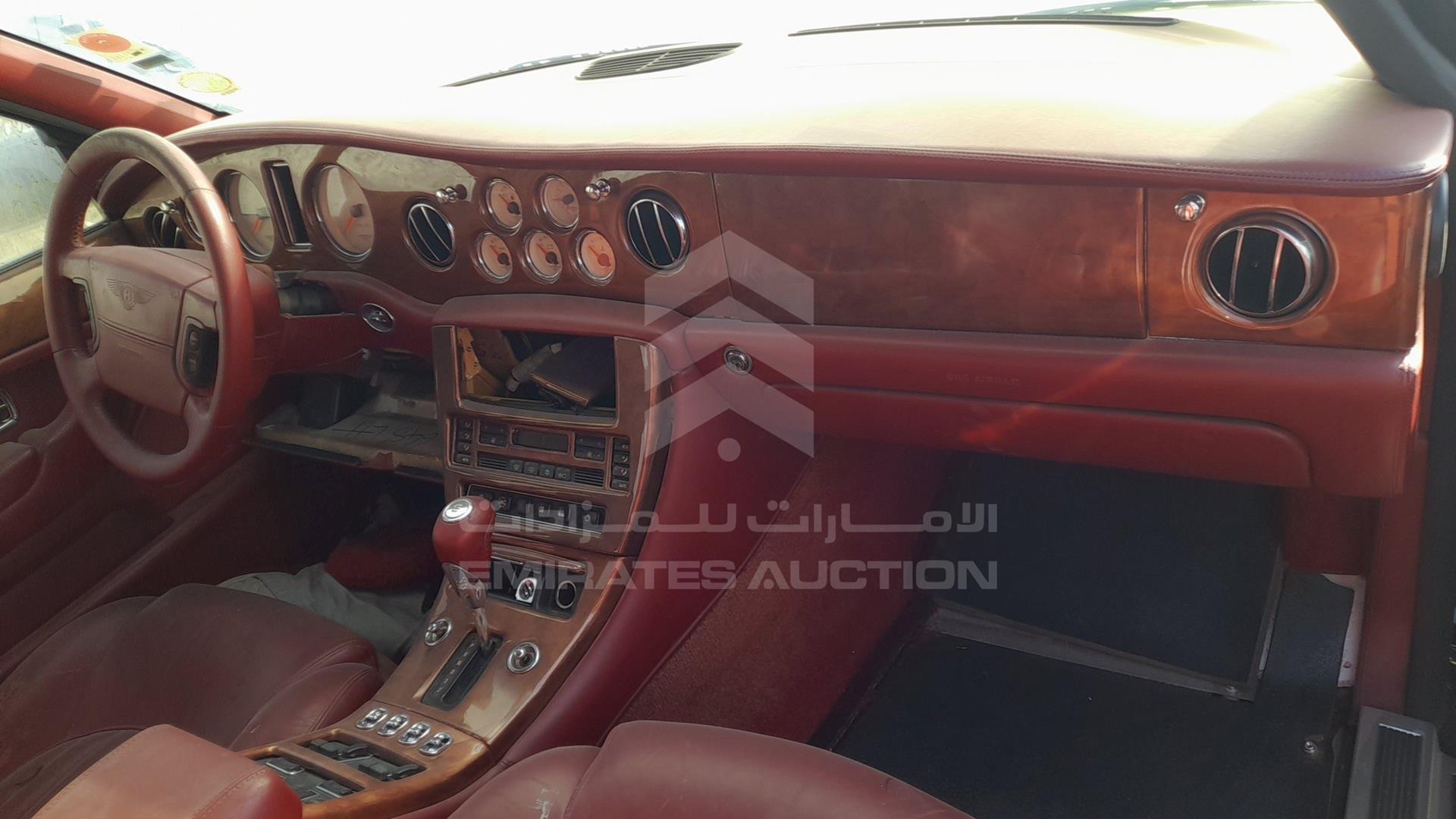 2000 BENTLEY ARNAGE VIN: SCBLC33E6YCX04648