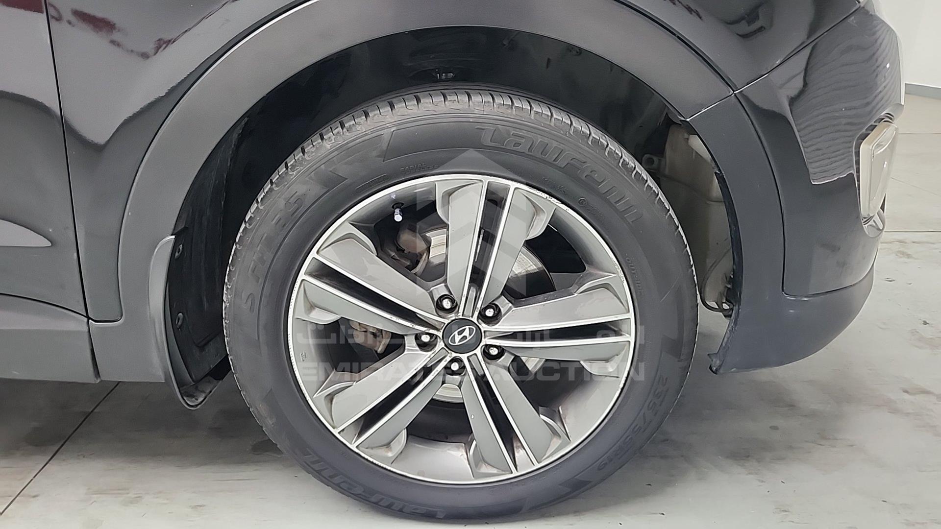 2014 HYUNDAI SANTA FE VIN: KMHSN81E5EU030447